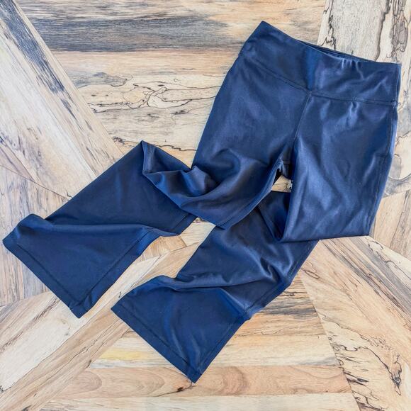 Athleta Girl, Black High Rise Chit Chat Flare Pant Legging, Girl's Medium/8-10 - Picture 5 of 7